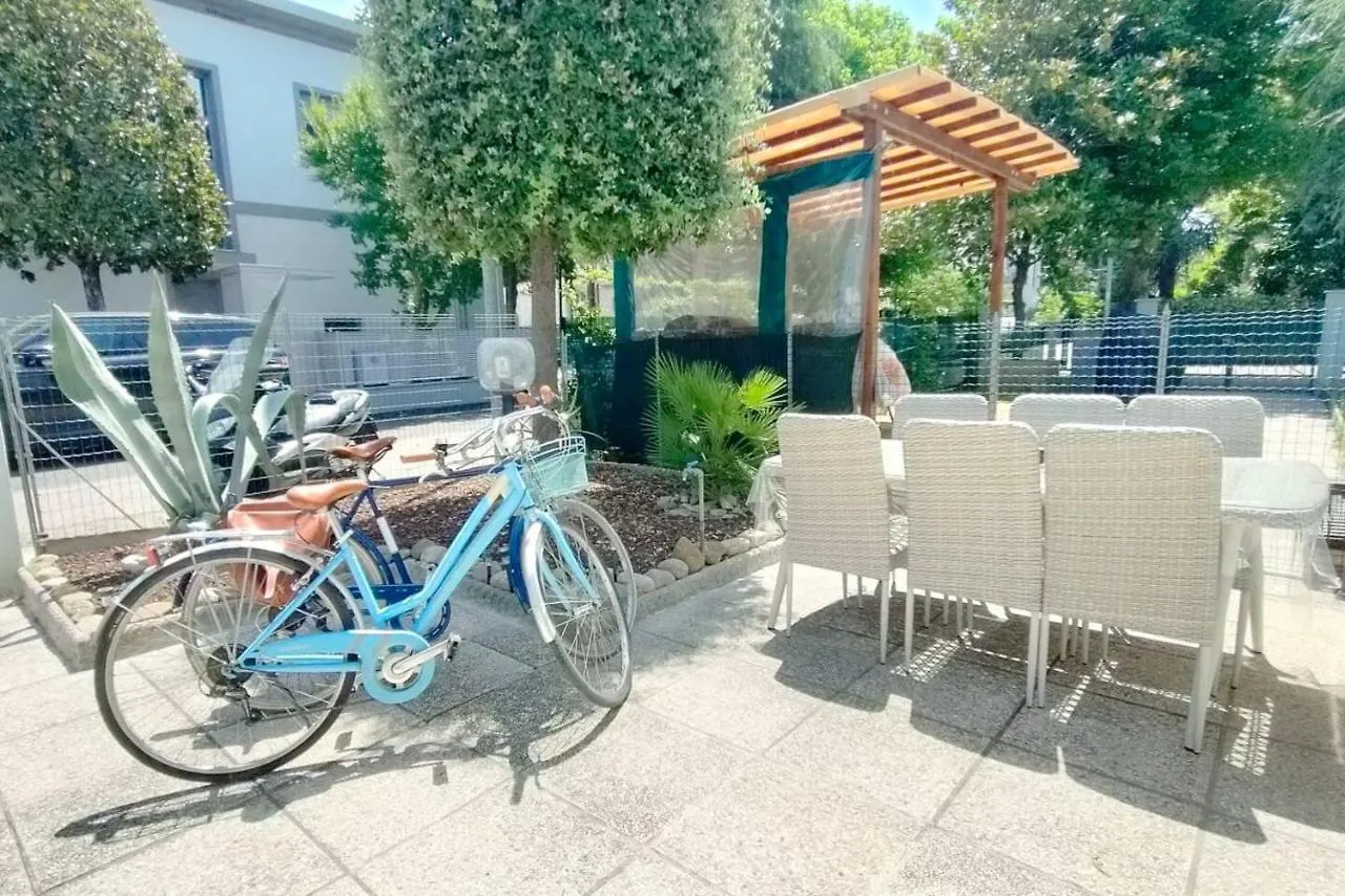 Casa Lety Con Giardino, By Affitti Brevi Rimini Διαμέρισμα